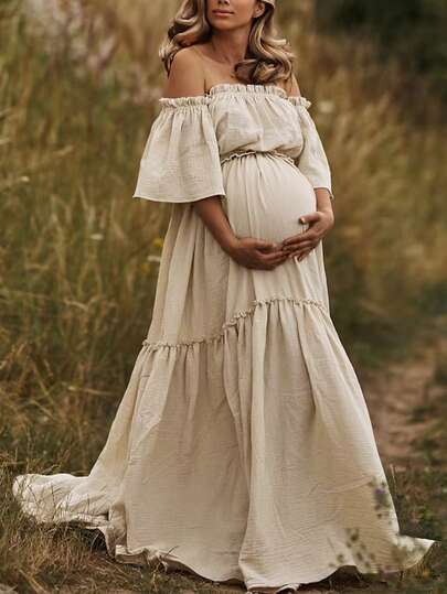 Vestido de maternidade com babados e ombros à mostra, cor sólida, para ensaio fotográfico