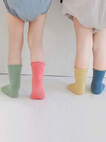 4 paires de chaussettes enfants de couleur bonbon, chaussettes mi-mollet décontractées, chaussettes de couleur macaron, chaussettes bicolores, style de rue, chaussettes mode colorées pour toutes les saisons