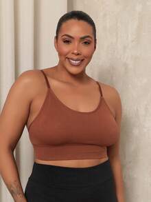 Plus Size Fitness Cropped Gym Top With Removable Pads And Adjustable Thin Straps - 巧克力棕 - 查看 1