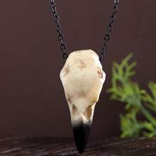 1pc Vintage Halloween Witch Raven Skull Necklace, Resin Gothic Style Personalized Horror Exaggerated Pendant Necklace For Women