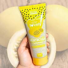 Esfoliante Corporal para Banho em Bisnaga com Ação Hidratante Lovely Face Beautiful Maracujá e Camomila 200g - MARACUJÁ + CAMOMILA - Visão 1