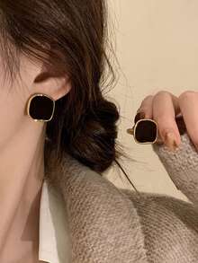 1 Pair Vintage Simple Elegant Cube Stud Earrings, Versatile Women's Daily Wear, Autumn/Winter