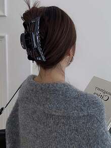 1pc Plastic Hair Clip For Updo Clips - Stylish And Simple Hair Accessory For Girls With High Ponytail Winter Claw Clips Bowknot Hair Claws Elegant Hair Clutch