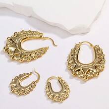 2PCS/4PCS Different Size Vintage Non Tarnish Women Earrings Gold Color Waterproof Hypoallergenic Spikes Beads Fashion Hoop Earring,Elegant And Fashionable Gold Earrings,Size L Is Suitable For Fashion Parties, Banquets, Large-Scale Events And Music Festivals. Size S Can Be Worn Every Day - Gold - View 1