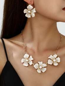 1 Set de collar con colgante de flor, corazón y lágrima y aretes, diseño de moda, joyería única y creativa para mujeres, adecuada para múltiples ocasiones, gran opción de regalo (empaque en bolsa OPP)