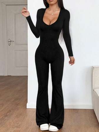 1pc Women's Long Sleeve V-Neck Ruched Waist Flare Jumpsuit, Suitable For Casual And Work Wear, Winter