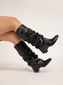 女士时尚宽版仿皮高筒靴，假日度假氛围，折叠筒，粗跟高跟鞋，带鲨鱼扣装饰的及膝靴，性感户外高跟高筒靴，宽版黑色靴子，高跟鞋 - 黑皮 褶皺 單扣 - 查看 4