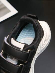 1双儿童运动鞋春秋季2025新款男童鞋软底婴儿透气女童休闲跑步鞋适合万圣节和圣诞节 - 黑色 - 查看 8