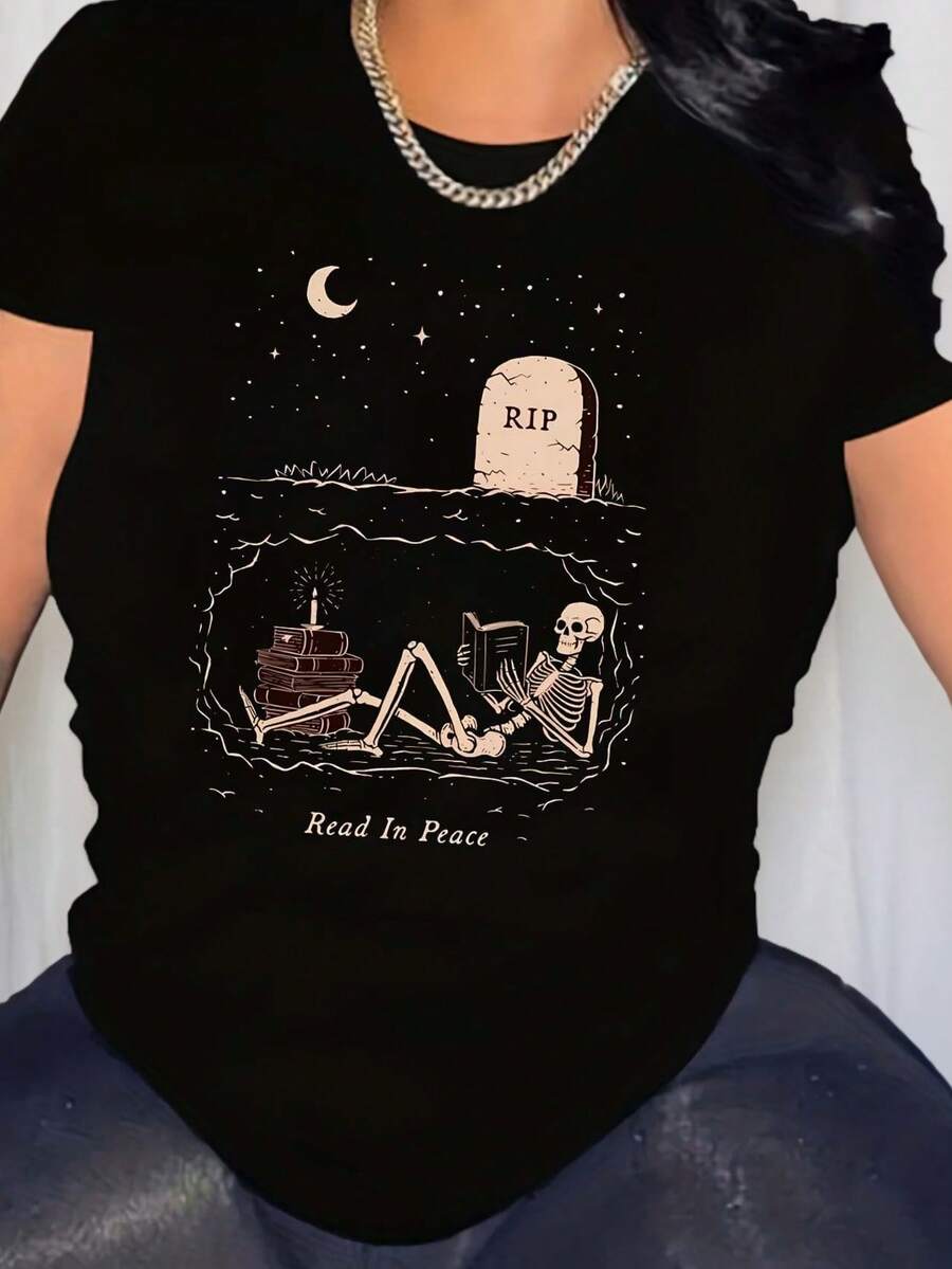Gothic Skeleton "Read In Peace" Moonlit Graveyard Design Tee  Women's  Cotton T-Shirt, Soft And Breathable Short Sleeve, Perfect For Daily Wear, Outdoor Activities, Travel, And Casual Style, Comfortable All-Day Fit! - 黑色 - 查看 1
