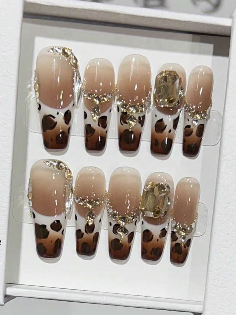 10 Stücke reine handgefertigte Aufklebe-Nägel extra lange Sarg-Nägel Hot Girl Nail Art Maillard Leopard Muster Französisch kleine Diamanten sanft elegante Nägel für Damen und Mädchen Herbst Winter Festivals Partys und täglichen Gebrauch