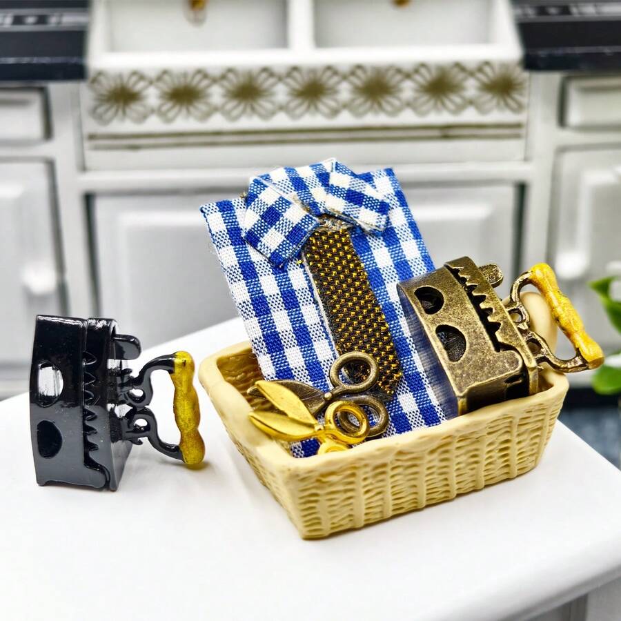 1套娃娃屋熨斗、剪刀、T恤模型,娃娃屋模拟熨烫衬衫场景,娃娃模型!微型娃娃收藏,圣诞礼物,家居装饰 - 彩色 - 查看 1