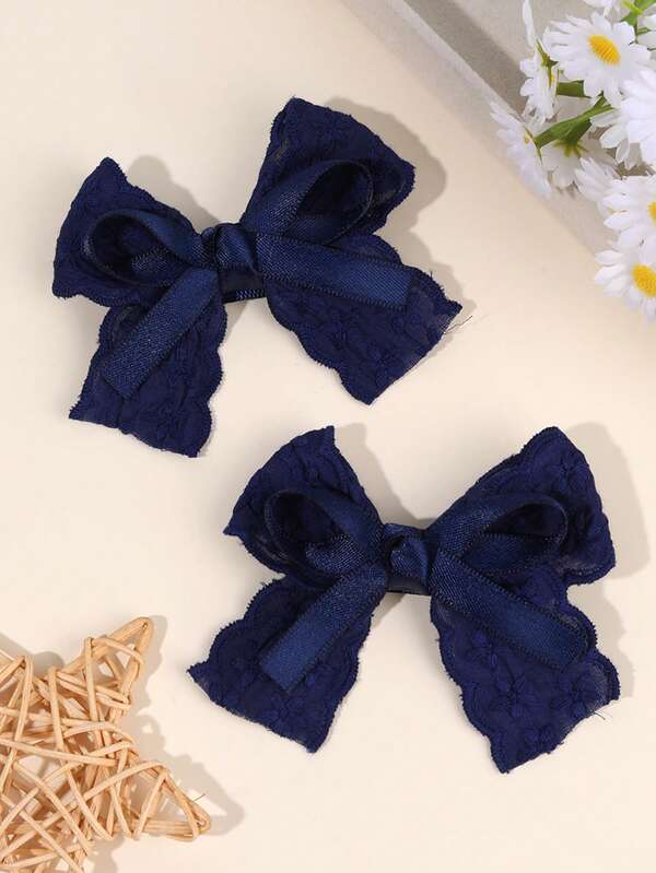 قطعتان من فيونكات الشعر الأزرق الداكن للبنات، فيونكات مطرزة بزهور أزرق داكن، مشابك شعر بفيونكة ذات لون أزرق داكن صلب، مشابك شعر بفيونكة من الشريط والدانتيل للبنات، دبابيس شعر لحفلات الزفاف والحفلات، إكسسوارات شعر للأطفال