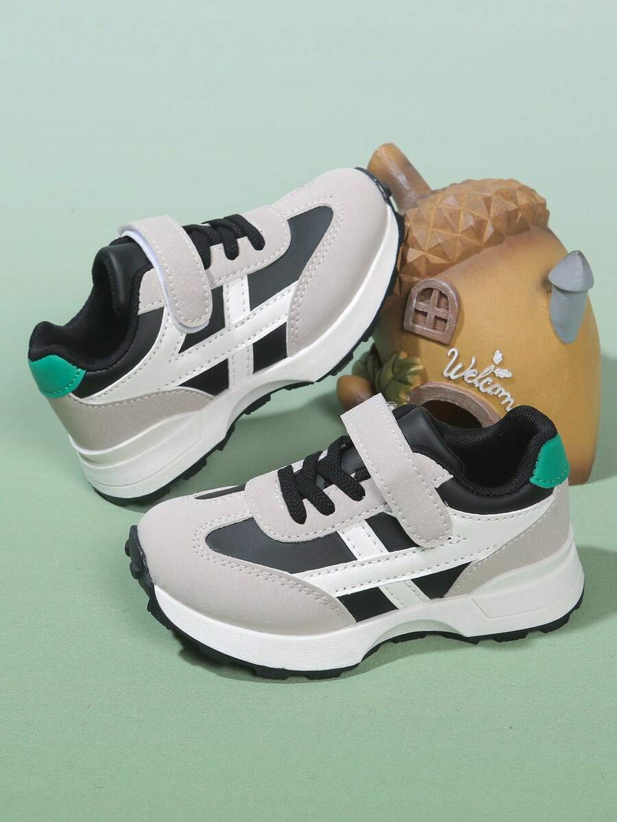 1双时尚舒适的儿童运动鞋,新款春秋季女童百搭运动鞋,男童软底防滑跑步鞋,休闲鞋,适合上学、运动、四季穿着,幼儿学步鞋,圣诞节礼物 - 黑與白 - 查看 1