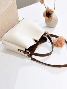 1 set de sac à main, sac à bandoulière et sac bandoulière décontracté pour femme. Sac fourre-tout  doux avec décoration métallique en forme de V. Sac seau avec pendentif mignon - Blanc - Voir 9