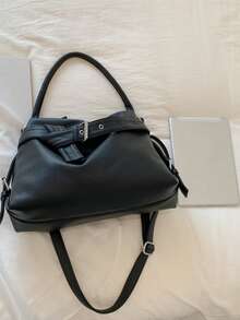 2025 Nouveau style moto punk pour l'automne/hiver, sac fourre-tout grande capacité pour femme, avec longue bandoulière, sac à épaule mode femme polyvalent et simple, décontracté, boucle bicolore, convient pour les fêtes, sorties, trajets, shopping, rue, peut contenir cosmétiques, parapluies pliants, etc.