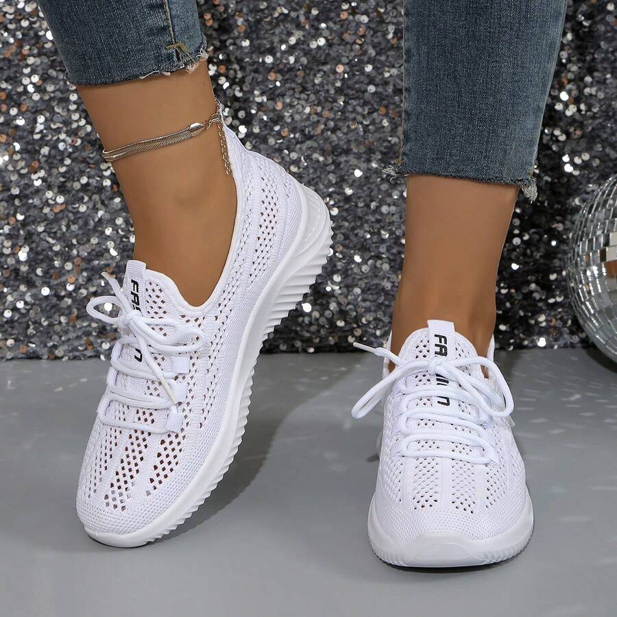 女式透气网眼运动鞋，软底白色休闲运动鞋