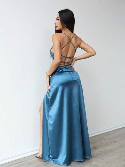 1 pièce Robe de demoiselle d'honneur de satin élégante et sexy, couleur unie, dos nu avec croisillons, fente haute asymétrique, nœud découpé, cordon de serrage, dos fendu avec lien. Convient pour le mariage, la soirée, le gala formel, la scène, le bal de promo, l'anniversaire, les vacances, le printemps/l'été/l'automne