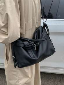 2025 Nouveau style moto punk pour l'automne/hiver, sac fourre-tout grande capacité pour femme, avec longue bandoulière, sac à épaule mode femme polyvalent et simple, décontracté, boucle bicolore, convient pour les fêtes, sorties, trajets, shopping, rue, peut contenir cosmétiques, parapluies pliants, etc.