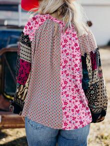 Acelitt Blusa casual de mujer con estampado floral mixto, escote en V, mangas abultadas y hombros descubiertos, estilo bohemio, adecuada para usar de vacaciones en primavera/otoño - Multicolor - Ver 2