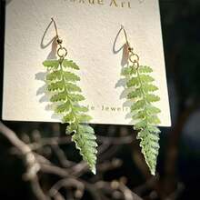 Genuine Green Leaf Earrings, Handmade Pressed Plant Leaf Earrings, Dried Leaf Resin Earrings With Dangling Design, Women's Handmade Jewelry, Birthday And Holiday Gift For Her - 一對 - 查看 2
