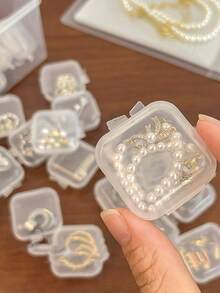 1/10/30/50 pièces Mini boîte de rangement carrée pour bijoux, boîtes de rangement pour bijoux en plastique transparent avec couvercle à charnière, autres petits articles de rangement, boîte de rangement pour artisanat, boîte à bijoux, utilisée pour ranger les boucles d'oreilles, les bagues, les colliers, la décoration et le rangement des bijoux, les petits objets ou les bricoles pour l'organisation du bureau, les cadeaux pour les femmes, les accessoires de voyage, les fournitures de maquillage, la décoration de Noël