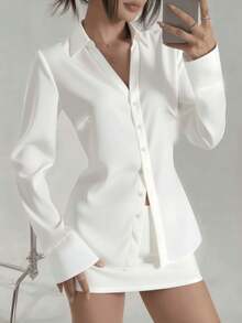 Elegant Women's White Shirt Collar Blouse With Long Regular Sleeves And Button Detailing