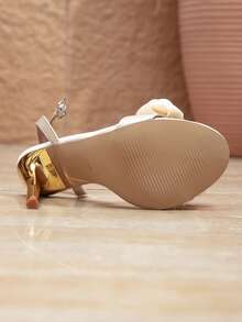 Women's Fashion Satin Floral Open Toe Ankle Strap Round Toe Stiletto High Heel Sandals For Party & Outing