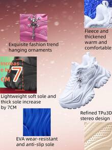 Sapatos de Neve para Esportes de Inverno Femininos com Elevação de 7cm, Tênis Casuais da Moda com Elementos de Halloween - Cruz Gótica 3D, Decorações de Caveira, Correntes de Metal Prateadas, Sola Grossa de EVA, Bico Redondo com Cadarço, Salto Alto Branco Confortável e Antiderrapante, Adequado para Uso Diário, Encontros, Academia, Escritório, Botas de Plataforma para Neve de Outono/Inverno