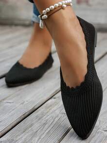 Women's Breathable Anti-Slip Wavy Edge Flat Ballet Flats, Loafers For Casual Commute, Slip-On - Black - View 2