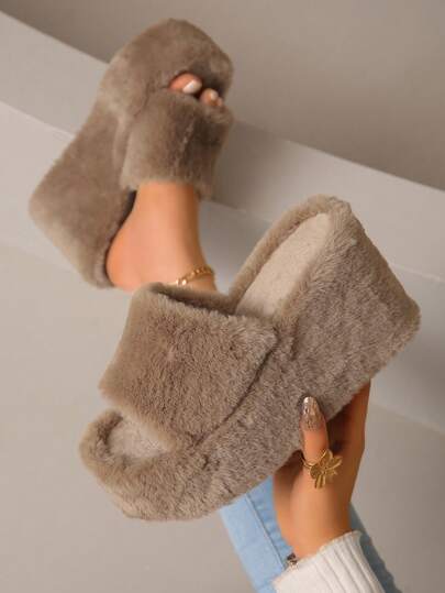 Pantufas femininas plataforma fofas e abertas, super leves, antiderrapantes, confortáveis, respiráveis, de sola grossa, salto alto, casual e elegante para festas ao ar livre, outono/inverno