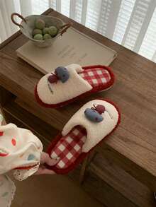 XIXITIAO زوج من الشبشب المسطح ذو لون متباين على شكل فطر للنساء، قاع ناعم وفراشي للأحذية المنزلية، تصميم جميل، دافئ وهادئ لأرضية الحذاء للشتاء، أنيق وخفيف الوزن مغلق الأصبع - الأحمر - مشاهدة 3