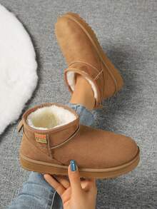 Neue Retro Mode Elegante Warme Kälte-Abweisende Schneestiefel für den Winter, einfarbige Outdoor Thermofutter Schneestiefel, Dicke rutschfeste Sohle Kurze Stiefel, Warme und Kälte-Beständige Damenstiefel, Unisex Dicke Flache Schneeschuhe