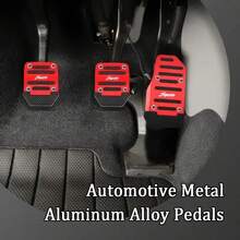 1 Set Of 3 Pieces Aluminum Alloy Anti-Skid Car Pedals - Ergonomic Design, Durable And Lightweight, Suitable For Throne, Brakes & Manual Transmission - Suitable For Most Vehicles, Interior Upgrade, Stylish Metal Surface, High-Quality Construction, Universal Anti-Skid Car Pedals, Accelerator Brake Clutch Pedal Cover, Exclusive 3 Pieces Set - Silver - View 2