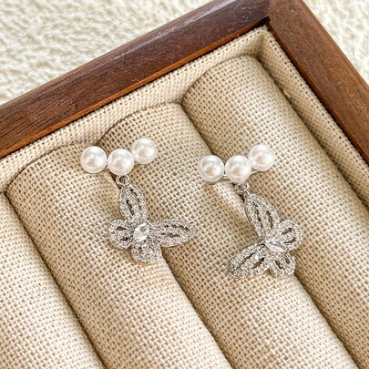 925 Silver French Style Light Luxury Temperament Niche Design Personalized Earrings Sweet And Cool Style Pearl Butterfly Earrings High-End Feeling Earrings Jewelry, Suitable For Women To Wear In Multiple Scenarios