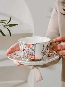 1 set de tasses et soucoupes en céramique avec motif grue et osmanthe, ensemble de tasses à lait/café asymétriques avec bordure dorée de luxe, convient pour la maison, le restaurant, le café, la pâtisserie, les cadeaux, les fêtes