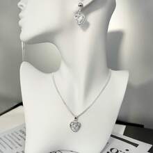 Women's Necklace And Earrings Kit With Shiny Zirconia Heart Pendant, Venetian Chain, Elegant Jewelry For Gift - 銀色 - 查看 2