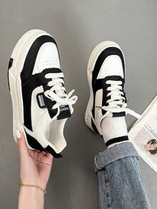 2025 New German Style Black & White Patchwork Women's Shoes, Thick Sole Platform Casual Sneakers, Breathable Color Block Versatile, Lightweight Outdoor Daily Commute Sports Shoes - Black - View 2