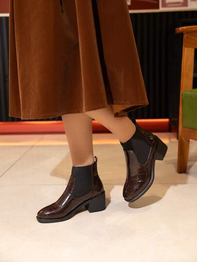 秋冬季女士机车风切尔西粗跟性感踝靴