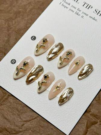 10 ชิ้น เล็บอะคริลิคแบบกด, เล็บปลอมทรงอัลมอนด์สั้น, อุปกรณ์ทำเล็บ, เล็บฮาโลวีน, สีชมพูอ่อนไล่ระดับจับคู่กับกุหลาบเมทัลลิกและระลอกคลื่น, แสดงพื้นผิวที่หรูหราและหรูหราอย่างเต็มที่, เล็บสีทอง, เหมาะสำหรับสุภาพสตรีใช้ในงานแต่งงาน, งานปาร์ตี้, วันหยุด, เครื่องมือทำเล็บของขวัญ