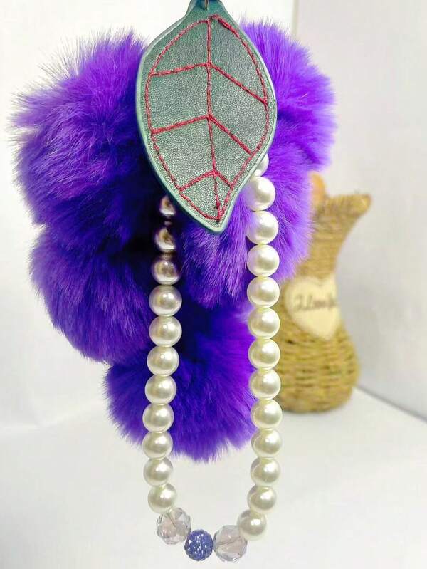1pc Cute Pearl Car Key Chain, Ins Style Grape Car Accessories For Women, Lanyard Otter Rabbit Plush Ball Keychain For Car Keys, Bag Accessories, Car Interior Accessories Halloween