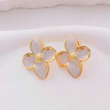 1 par de pendientes florales dorados de acero inoxidable chapado elegantes y de moda
