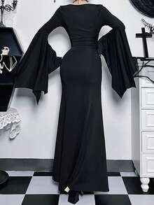 Women's Fitted Black Bodycon Maxi Dress With Flared Long Sleeves For Party And Elegant Occasions