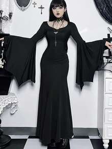 Women's Fitted Black Bodycon Maxi Dress With Flared Long Sleeves For Party And Elegant Occasions