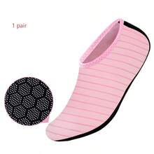 1 Paio di scarpe da acqua essenziali per spiaggia per uomo e donna, calzini acquatici ad asciugatura rapida per nuoto, barca, pesca, yoga, acquagym, taglia piccola, si consiglia di ordinare 2 taglie in più