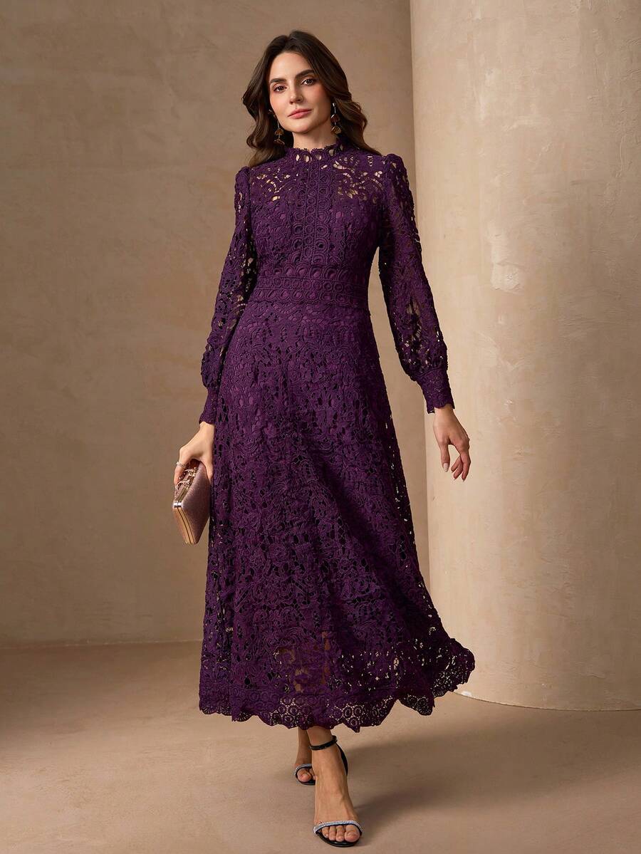 优雅长袖立领修身奢华连衣裙，适合春季穿着。 - Bold Plum - 查看 1