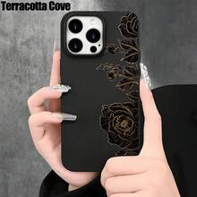 Fundas y carcasas protectoras para phone con orificios grandes y diseño estampado floral dorado negro. Compatibles con phone 16 Pro Max, 16, 15 Pro, 14, 14 Plus/14 Pro Max, 13, 13 Pro, 12 Pro, 11/11 Pro y la serie Pro/11. Regalos para cumpleaños y festividades - Negro - Ver 5