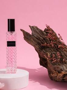 4 Fragrâncias Disponíveis: Miss Adventure/Rose Lover/Miss Donna/Miss Leisure. Spray Ambientador Refrescante, Fragrância Natural Encantadora, Duradoura e Deliciosa - Vários - Visão 12