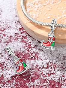 Silver Plated Charms Red Love Magic Poker Christmas Snowflake Rose Gold Coffee Cup Santa Claus Cane Christmas Sled Gloves Christmas Tree Strawberry Christmas House Red Bell Christmas Biscuits Christmas Series Charm Fit Original Bracelet Charm Beads Necklace Diy Female Jewelry