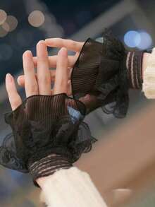 1 Pair Women's Lace Trim Detachable Cuffs, Lightweight Sweatshirt/Sweatshirt Sleeve Extender, Cute Lolita Style Accessory, Suitable For Cosplay, Manicure, Photography Props - One Size - View 2