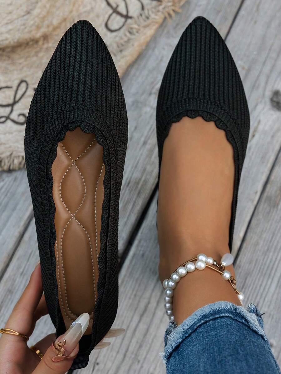 Women's Breathable Anti-Slip Wavy Edge Flat Ballet Flats, Loafers For Casual Commute, Slip-On - Black - View 1